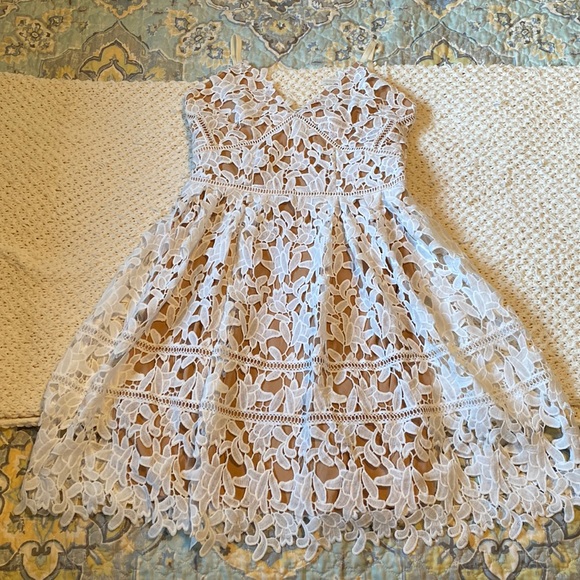 White and nude dress / sundress 🤍🤎 - Picture 3 of 9